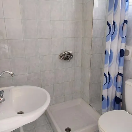 Spiros Tzavalas Lejlighedshotel *