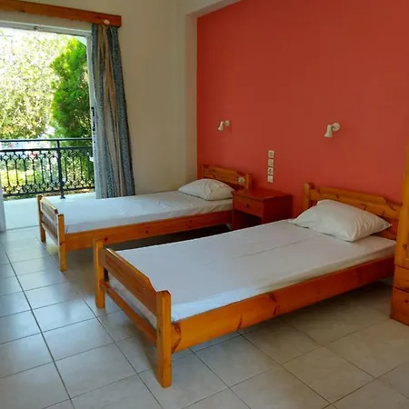 Spiros Tzavalas Lejlighedshotel *