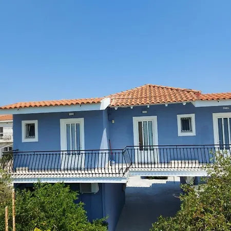 Spiros Tzavalas Lejlighedshotel *